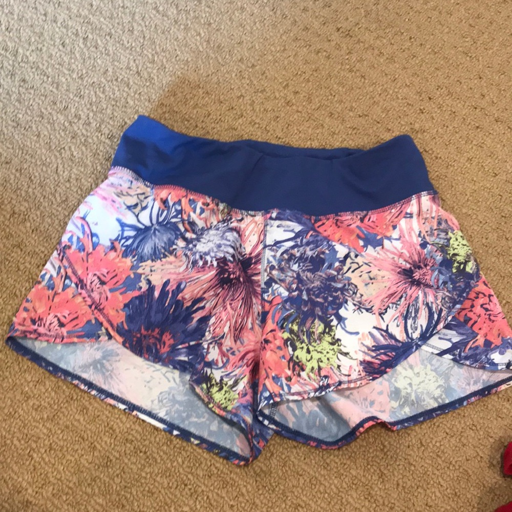 Carrie Underwood Calia Shorts